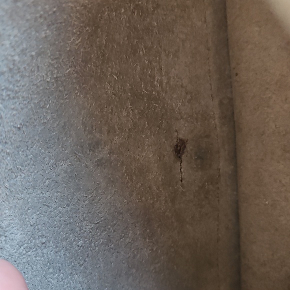 Vintage Dooney & Bourke Classic Tan and Brown Leather Crossbody Bag - Picture 12 of 13